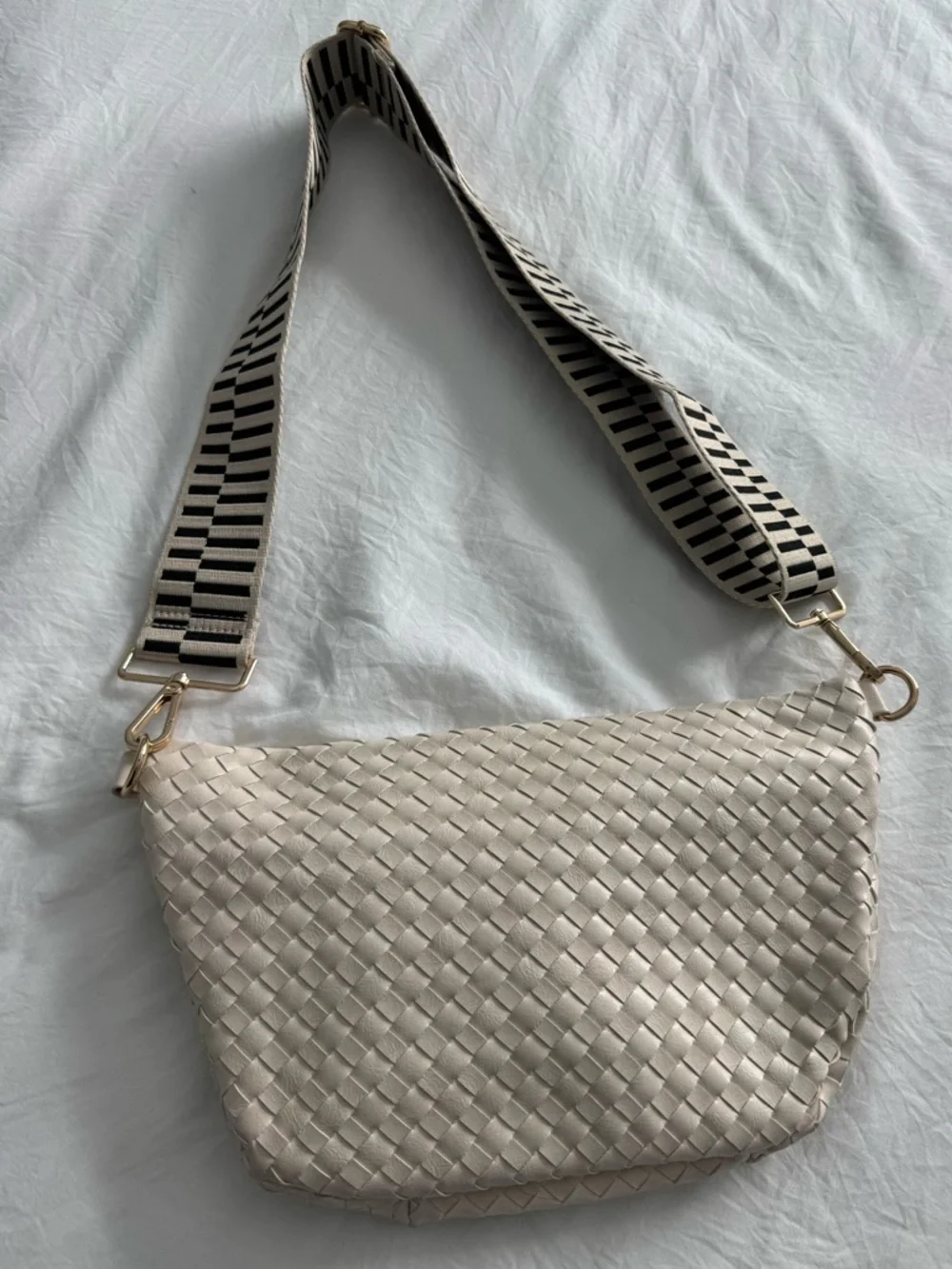 Pretty Simple Westlyn Woven Bum Bag - Picture 2 of 3